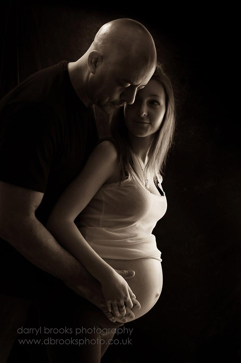 baby bump Maternity and newborn baby Photographer - Darryl Brooks