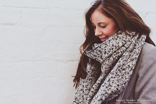 woman cold weather outdoors photoshoot hull studio photographer